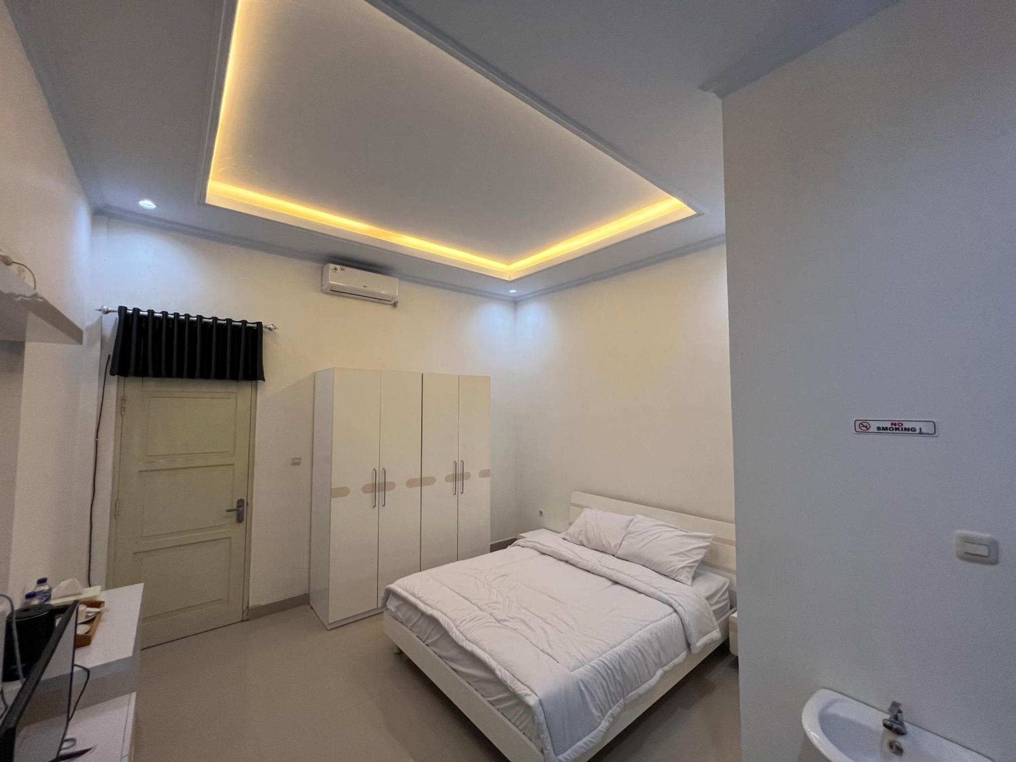 Backyard Guest House Banjar  Buitenkant foto